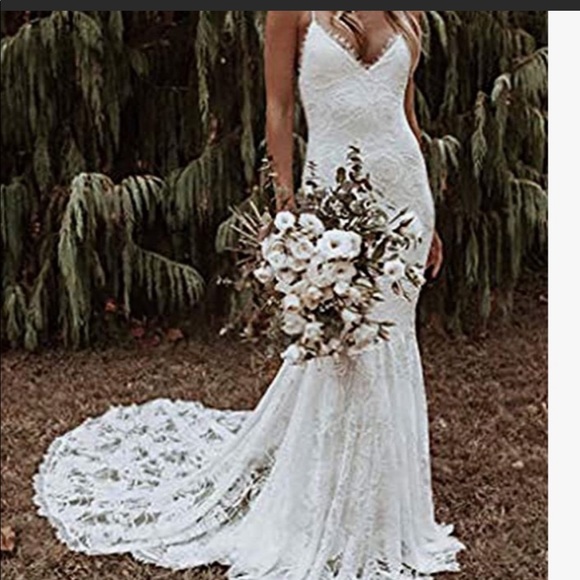 NWOT Wedding Dress. So beautiful Never - Picture 7 of 7